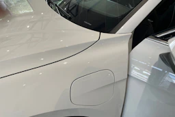 valkoinen Volkswagen Passat 2026 kuva 21.