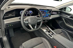 musta Volkswagen Passat 2026 kuva 6.