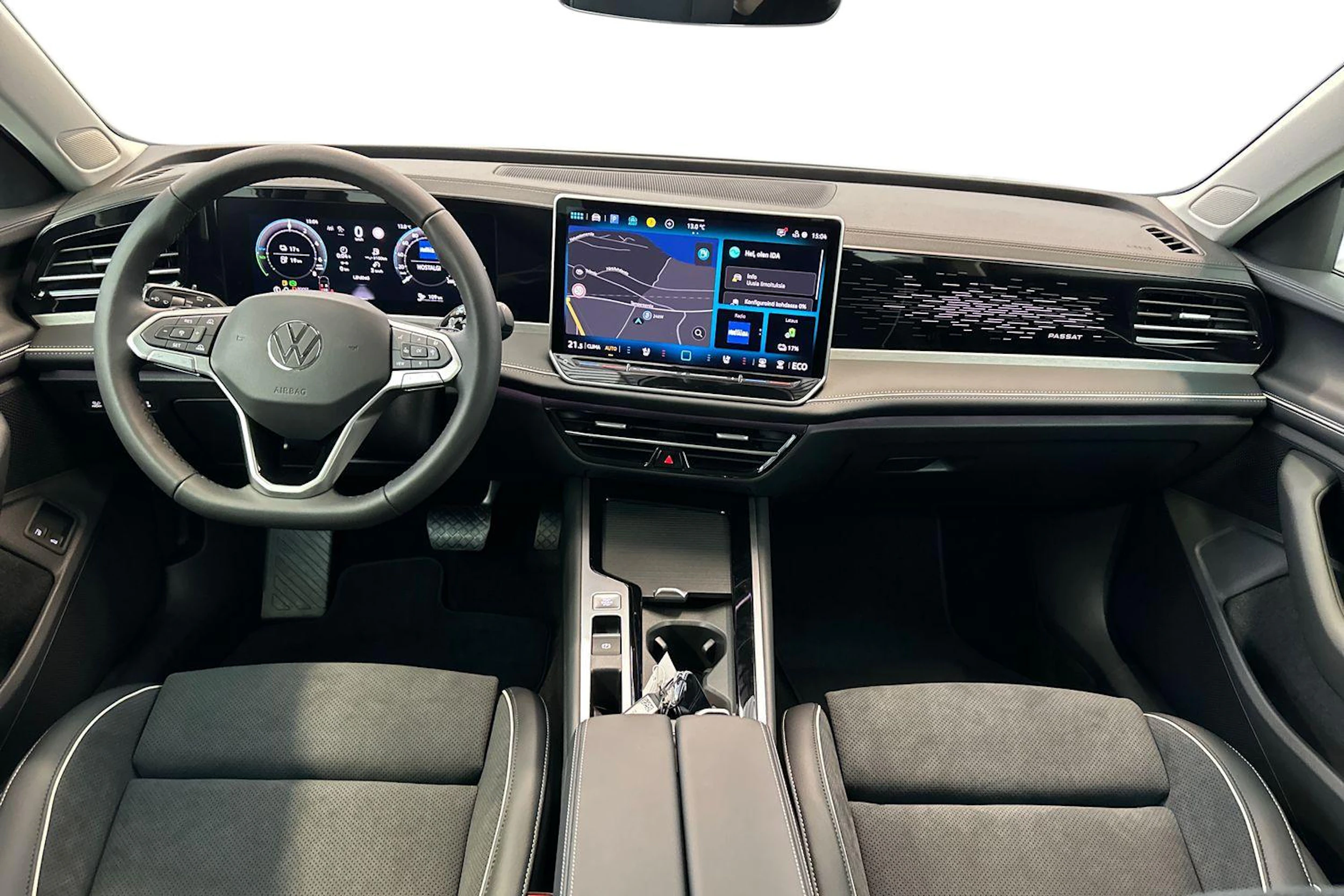 musta Volkswagen Passat 2026 kuva 7.