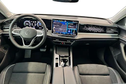 musta Volkswagen Passat 2026 kuva 7.