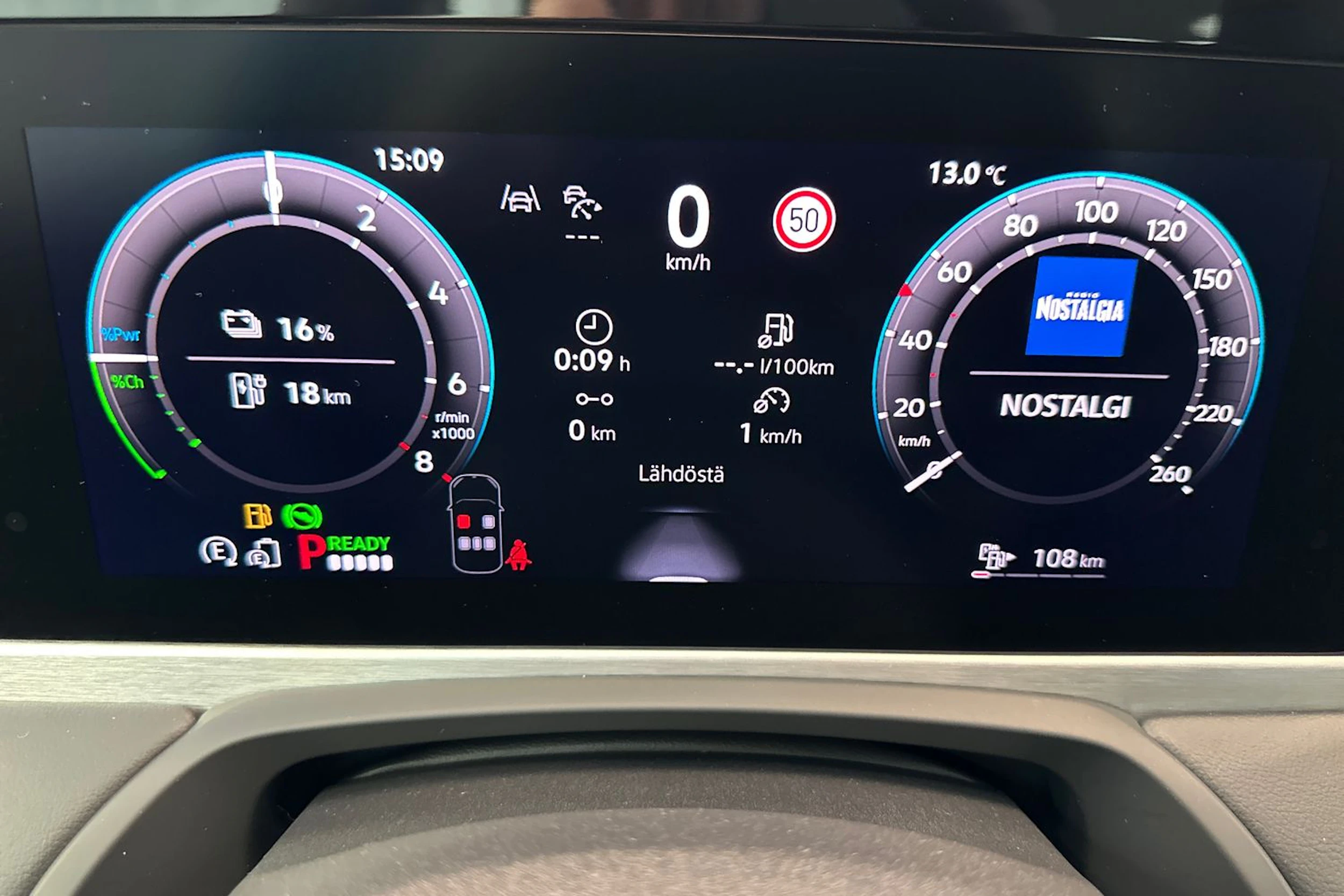 musta Volkswagen Passat 2026 kuva 23.