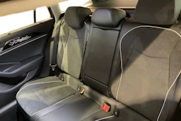 musta Volkswagen Passat 2026 kuva 8.