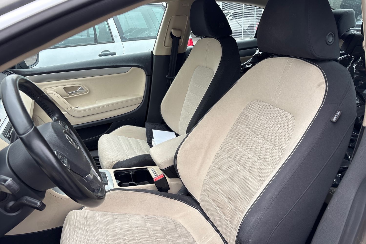 Volkswagen Passat CC 2011, kuva 4/27