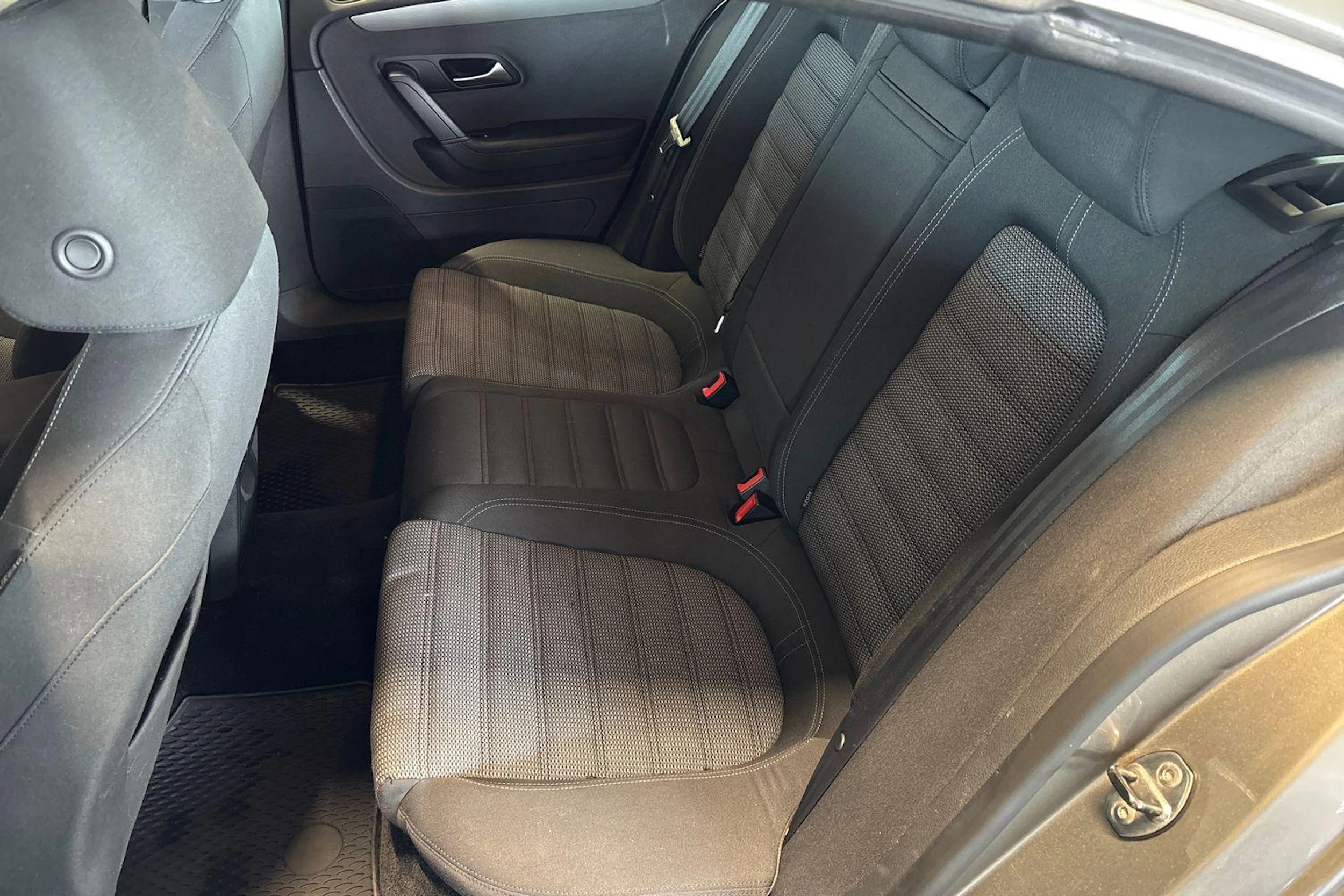Ruskea (beige) Volkswagen PASSAT CC 2011 kuva 11.
