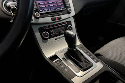 Ruskea (beige) Volkswagen PASSAT CC 2011 kuva 18.