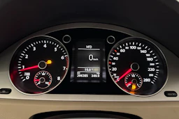 ruskea (beige) Volkswagen Passat CC 2011 kuva 20.