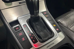 musta Volkswagen Passat CC 2011 kuva 17.