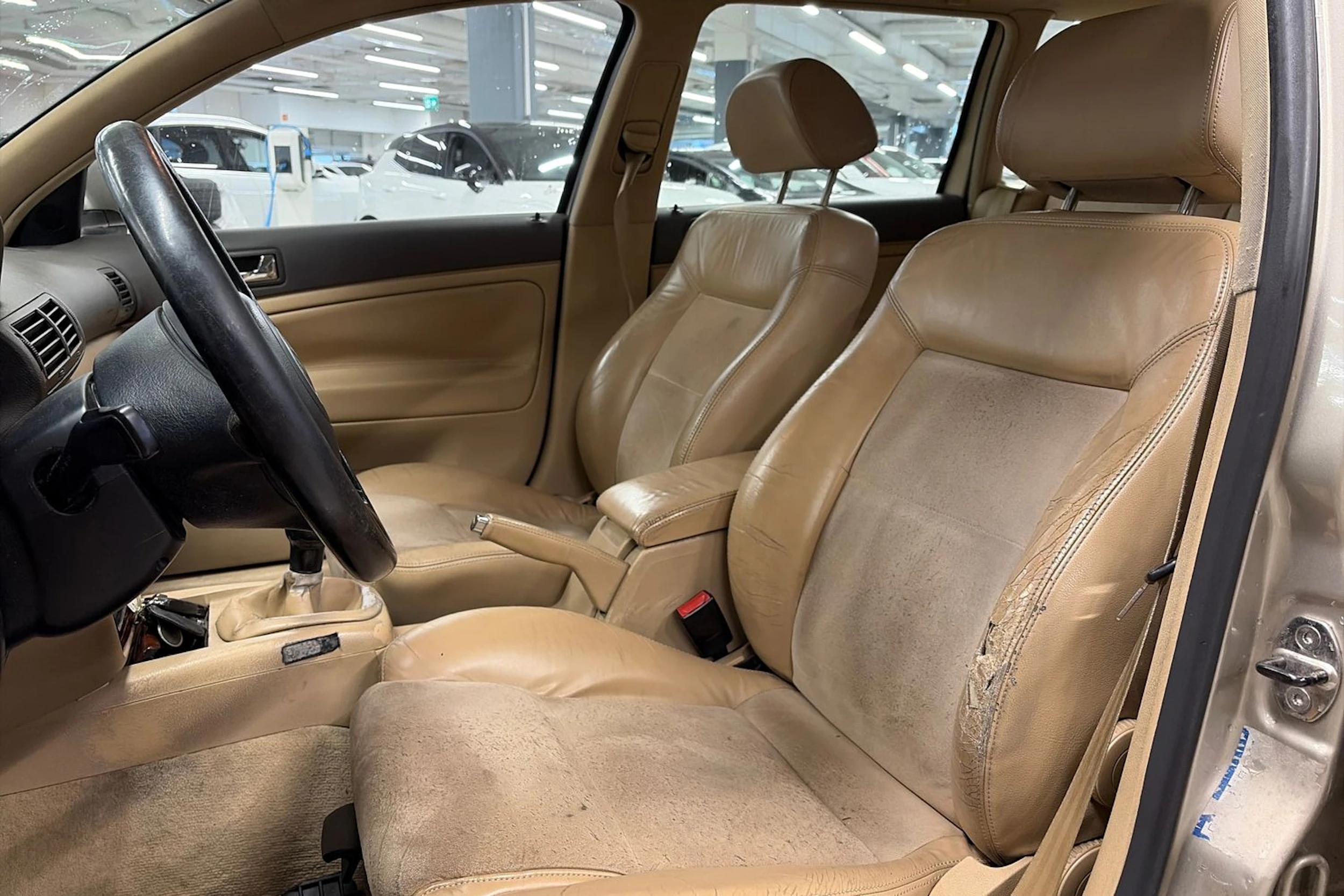 Ruskea (beige) Volkswagen Passat 2005 kuva 12.