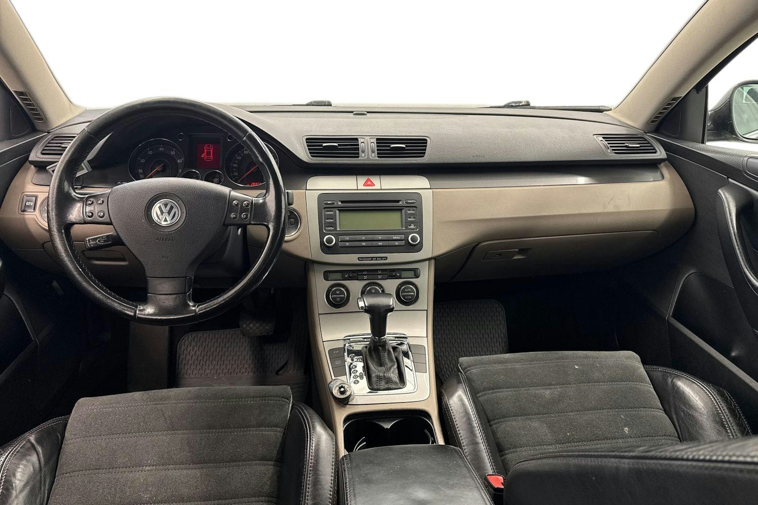 Ruskea (beige) Volkswagen Passat 2006 kuva 7.