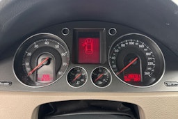 Ruskea (beige) Volkswagen Passat 2006 kuva 12.