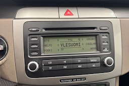Ruskea (beige) Volkswagen Passat 2006 kuva 13.