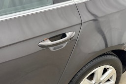 Ruskea (beige) Volkswagen Passat 2006 kuva 24.