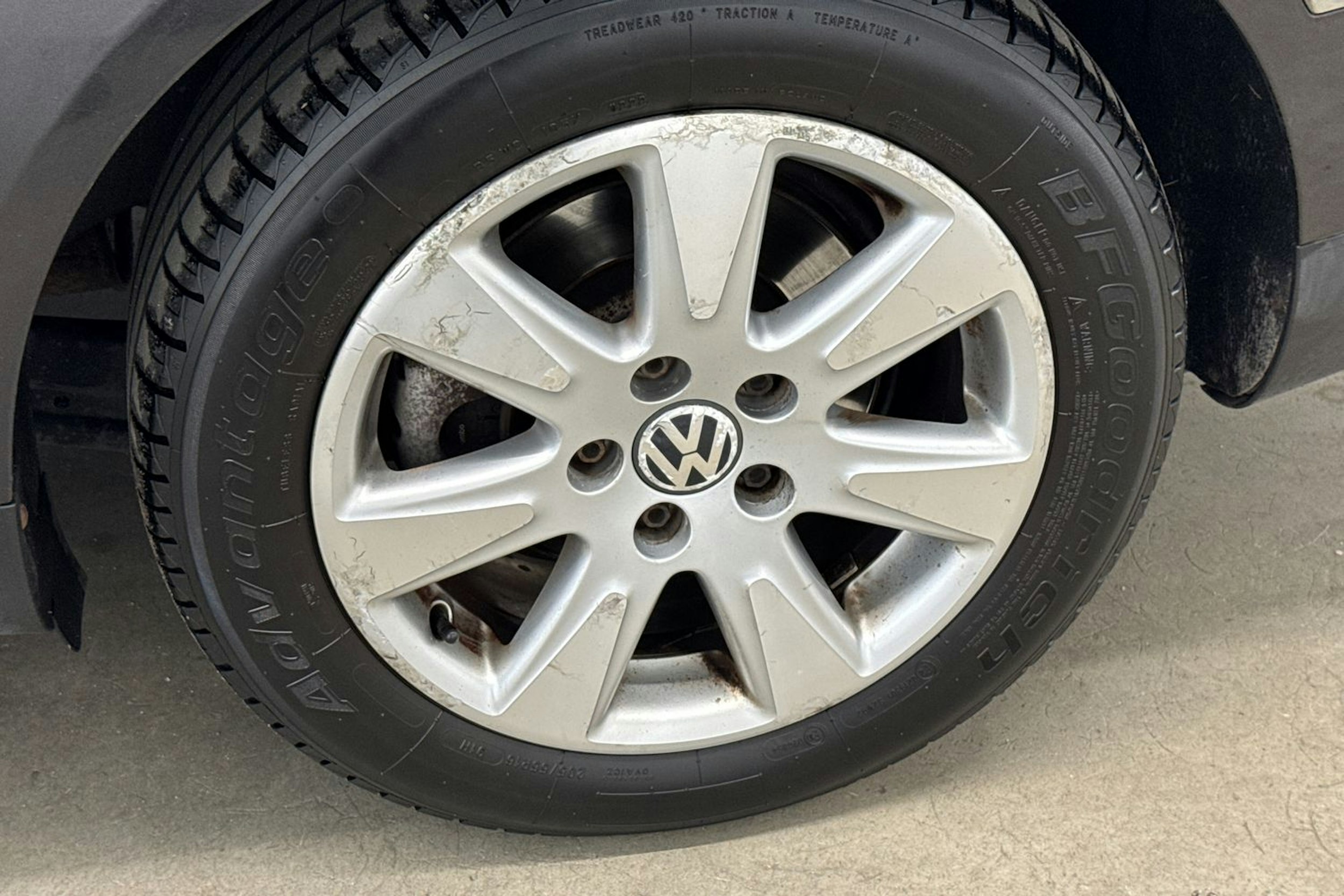 Ruskea (beige) Volkswagen Passat 2006 kuva 34.