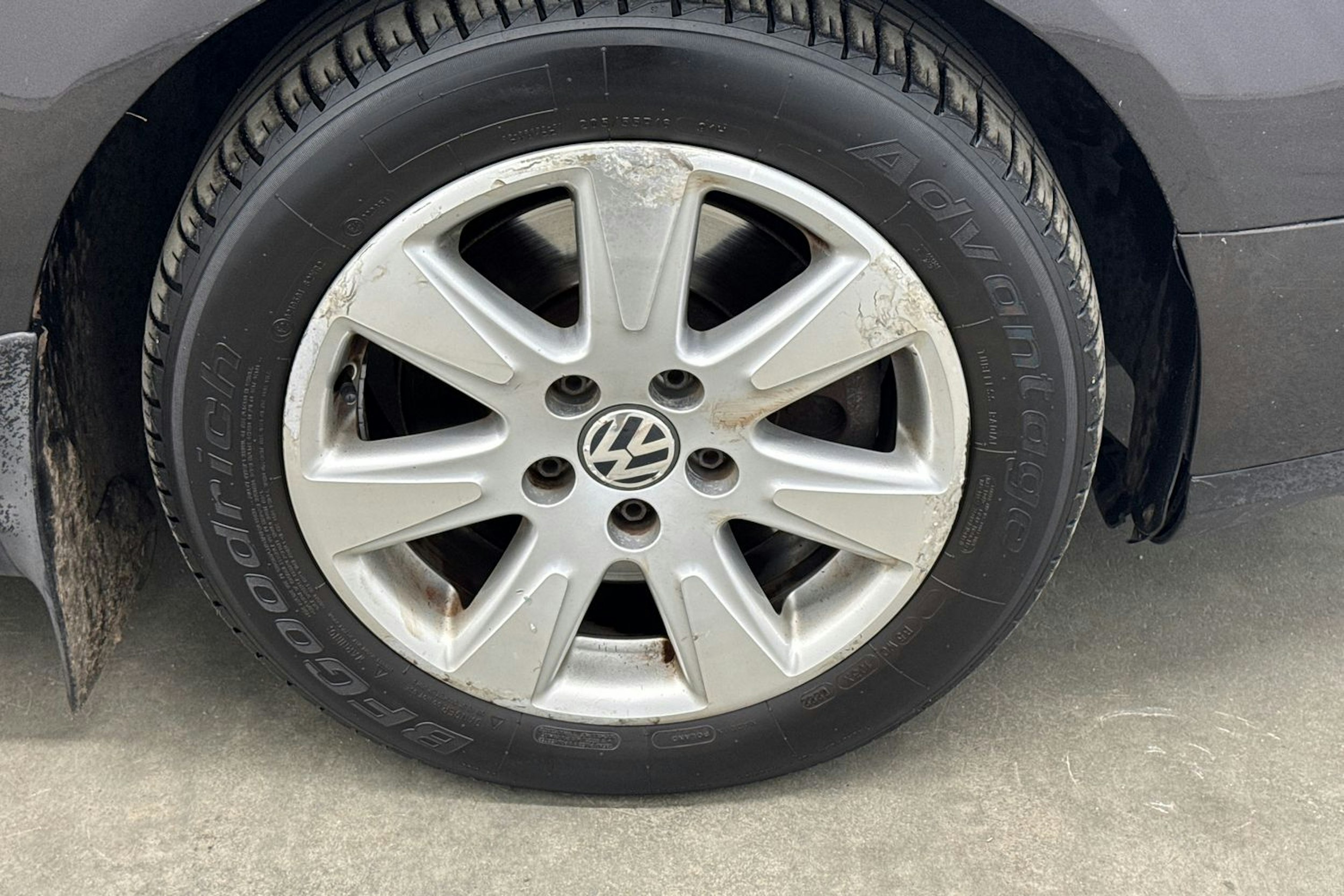 Ruskea (beige) Volkswagen Passat 2006 kuva 36.