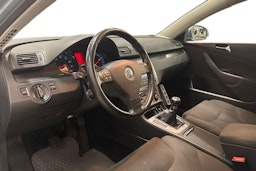 sininen Volkswagen Passat 2006 kuva 6.