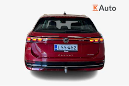 punainen Volkswagen Passat 2024 kuva 4.