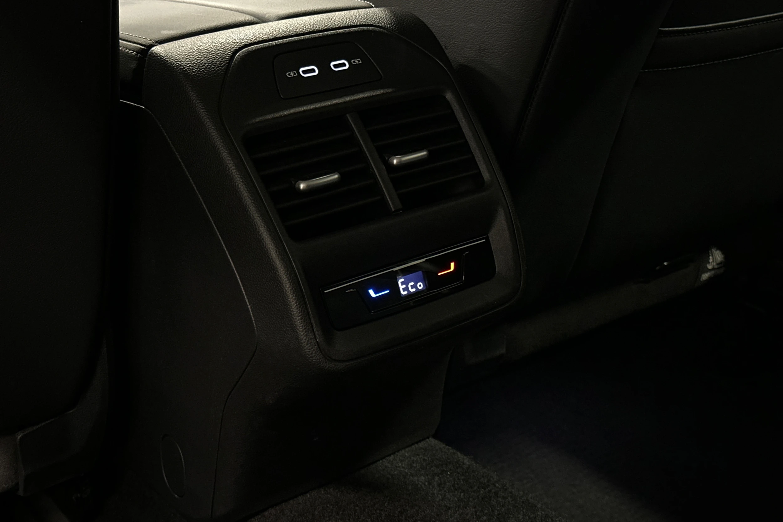 Volkswagen Passat 2025 kuva 34.