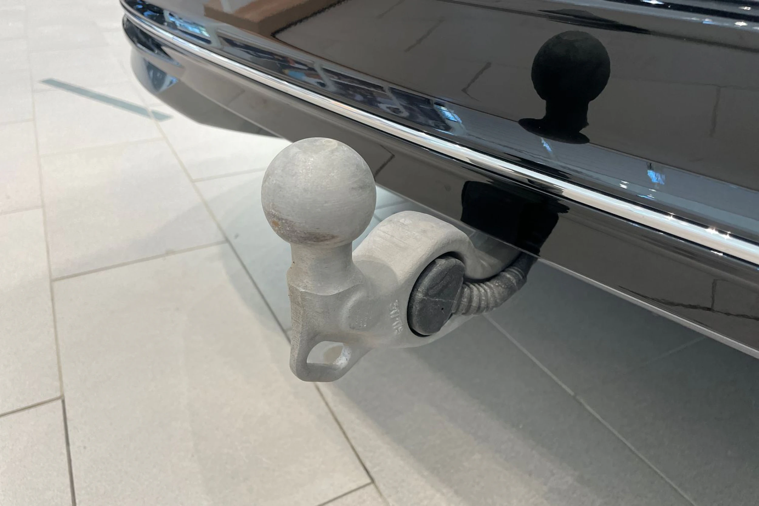 harmaa Volkswagen Passat 2025 kuva 14.
