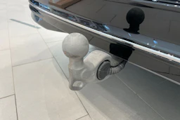 harmaa Volkswagen Passat 2025 kuva 14.