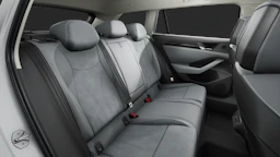 Pure White -normaaliväri Volkswagen Passat Variant 2026 kuva 13.