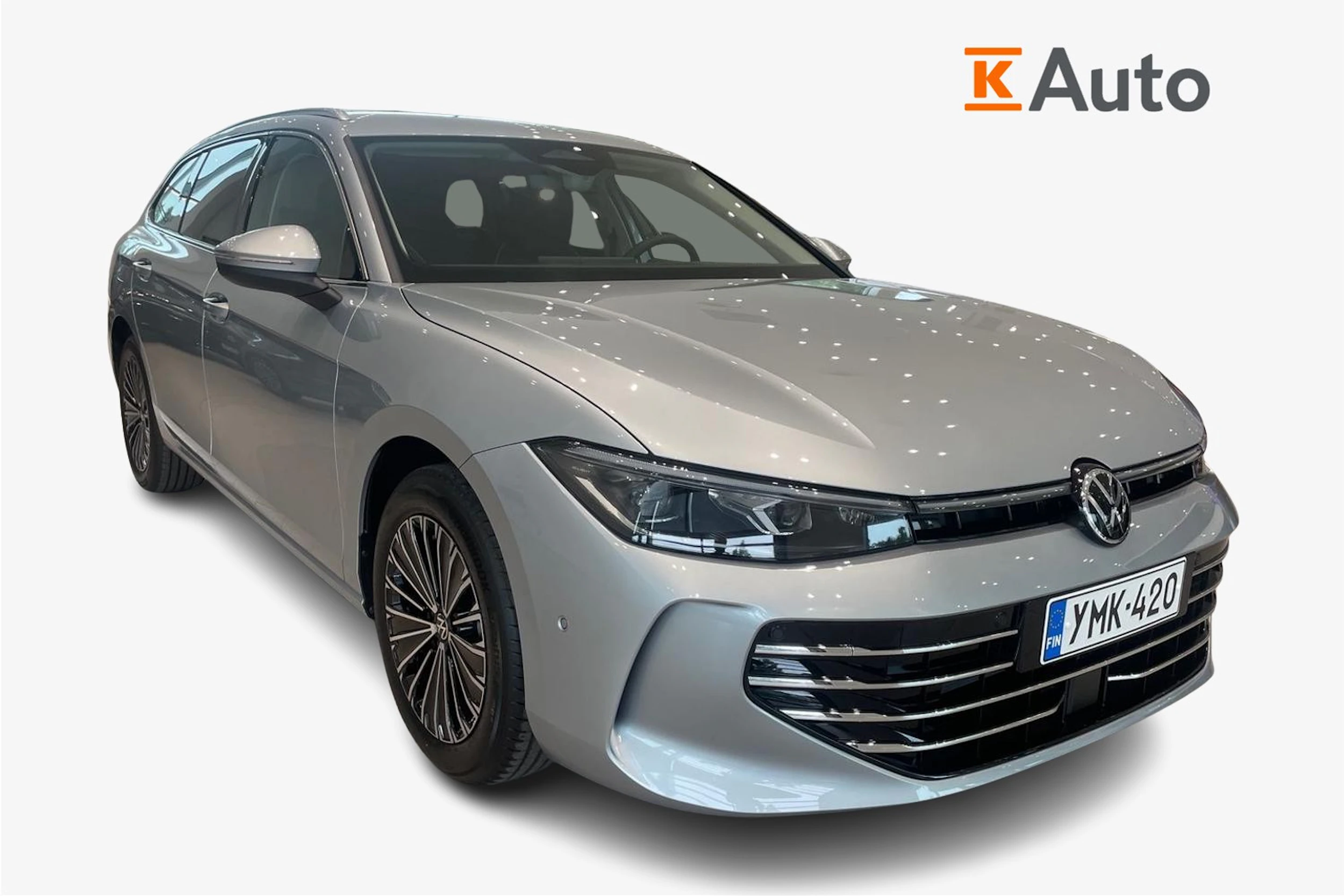 harmaa Volkswagen Passat 2026 kuva 1.