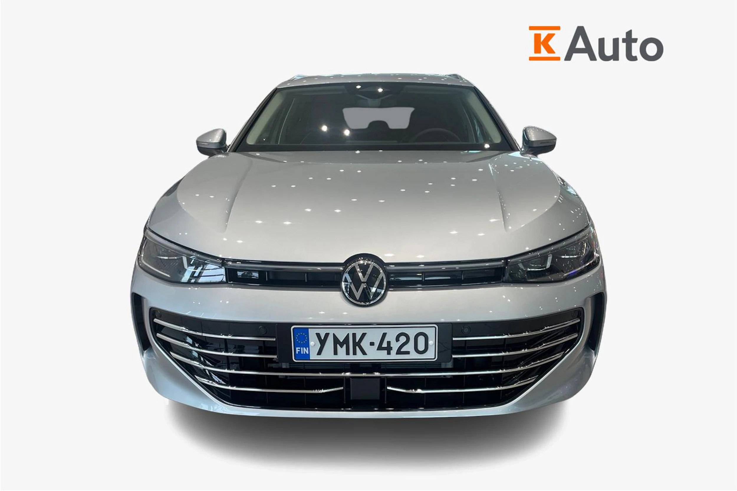 harmaa Volkswagen Passat 2026 kuva 4.