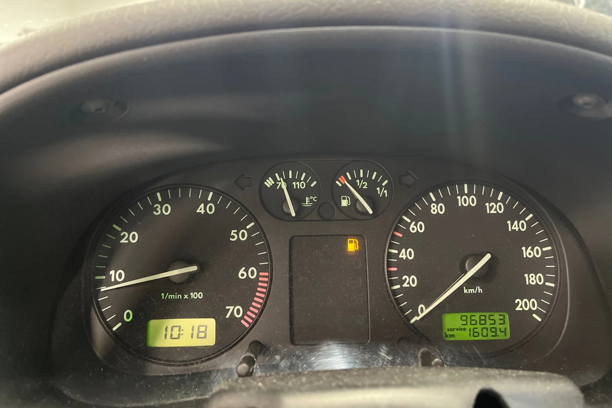 Punainen Volkswagen POLO 1998 kuva 12.
