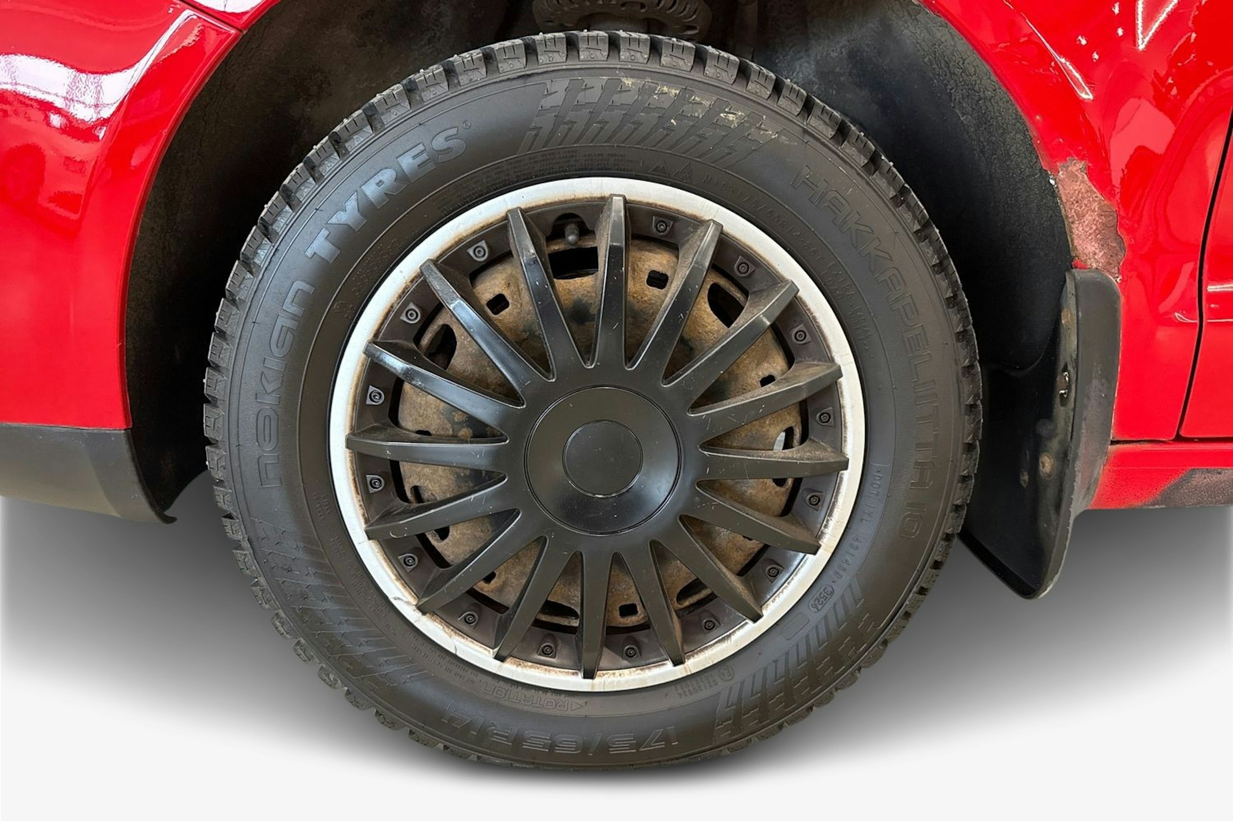 punainen Volkswagen Polo 2003 kuva 11.