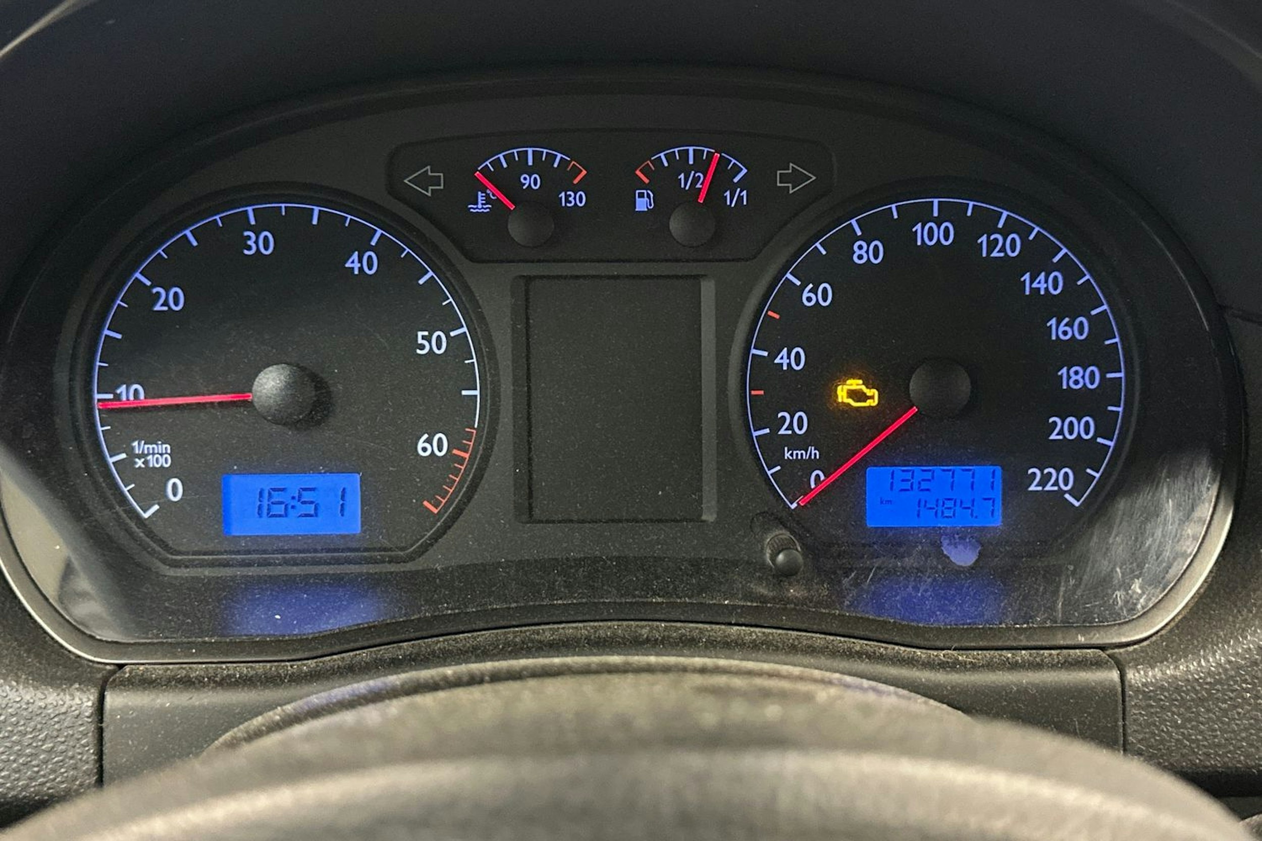 Punainen Volkswagen POLO 2004 kuva 12.
