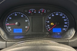 Punainen Volkswagen POLO 2004 kuva 12.