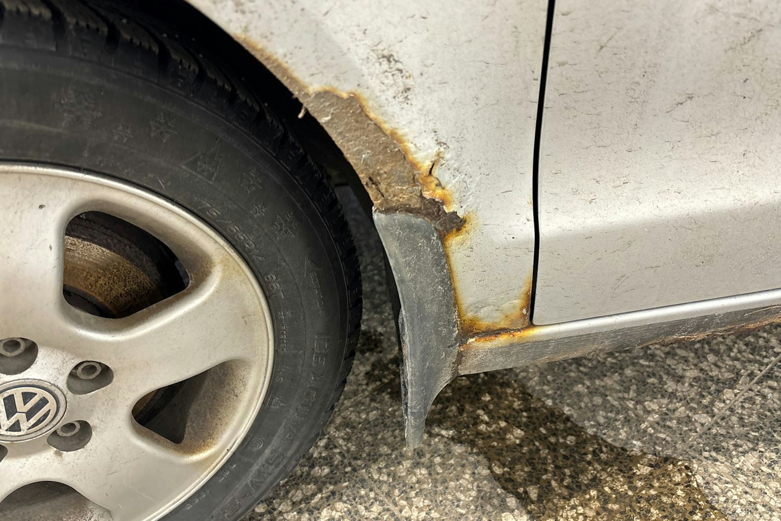 harmaa Volkswagen Polo 2004 kuva 18.