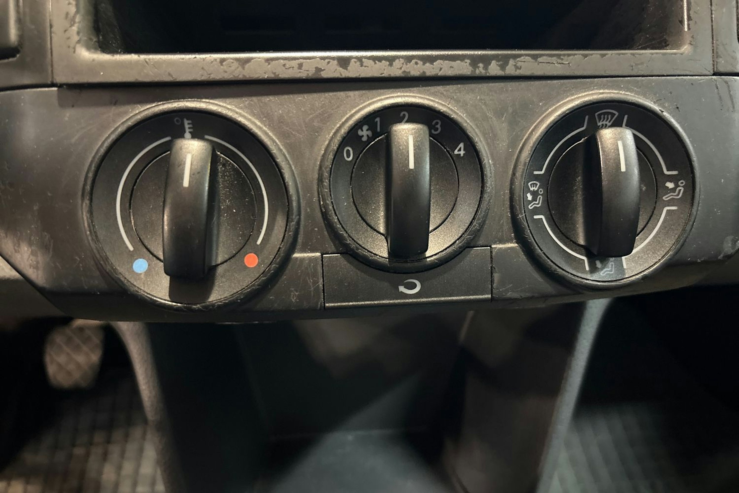 harmaa Volkswagen Polo 2004 kuva 24.