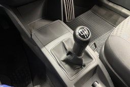 valkoinen Volkswagen Polo 2004 kuva 17.