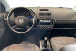 sininen Volkswagen Polo 2005 kuva 9.