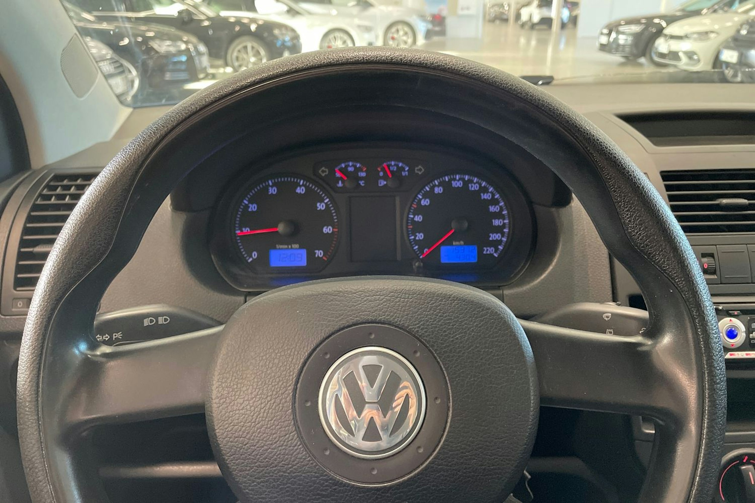 sininen Volkswagen Polo 2005 kuva 15.