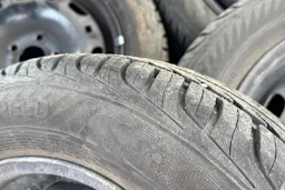 Punainen Volkswagen POLO 2006 kuva 10.