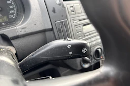 Punainen Volkswagen POLO 2006 kuva 12.