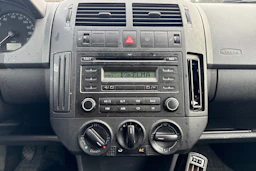 Punainen Volkswagen POLO 2006 kuva 15.