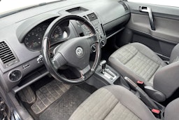 musta Volkswagen Polo 2006 kuva 3.