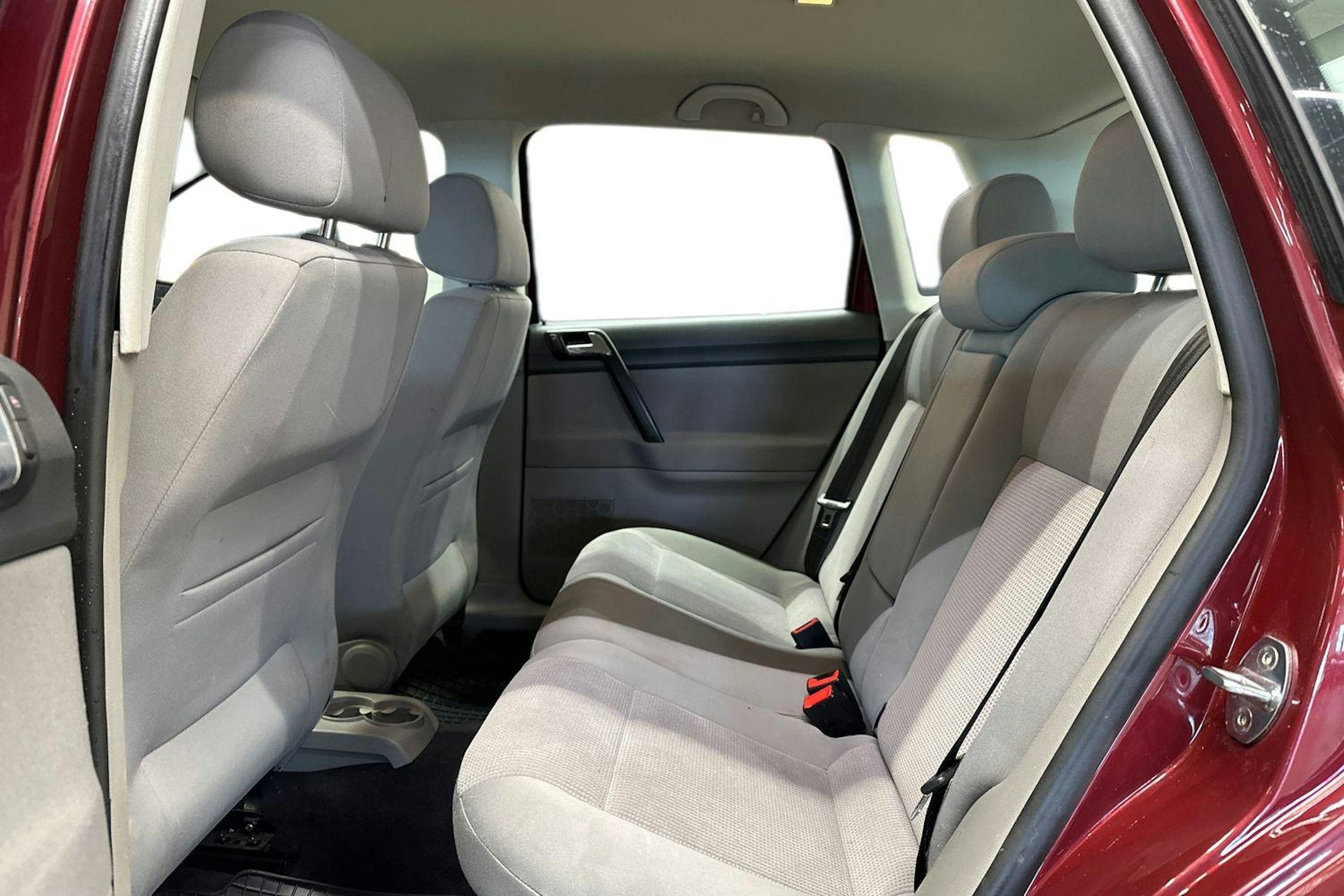 punainen Volkswagen Polo 2006 kuva 10.