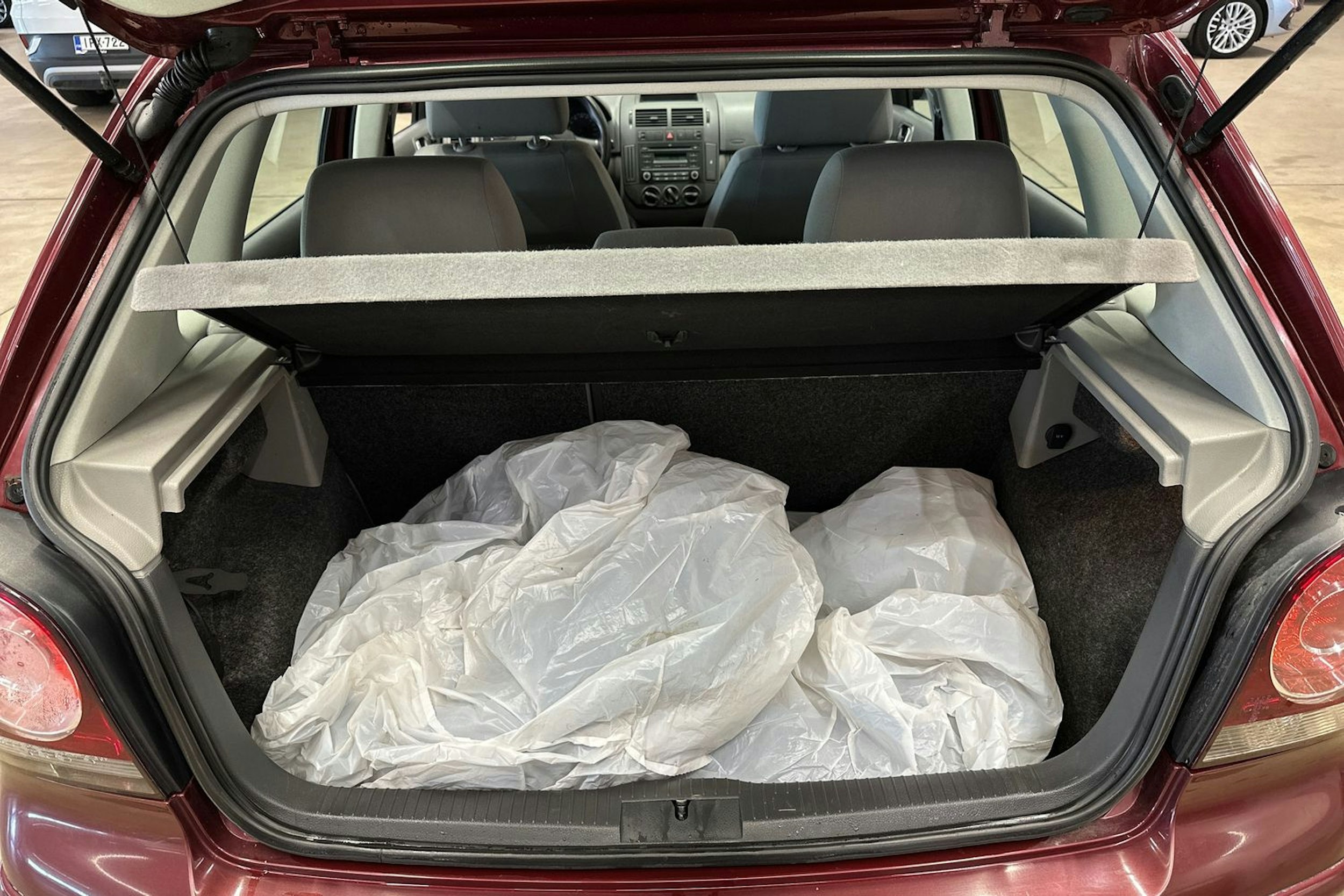 punainen Volkswagen Polo 2006 kuva 25.