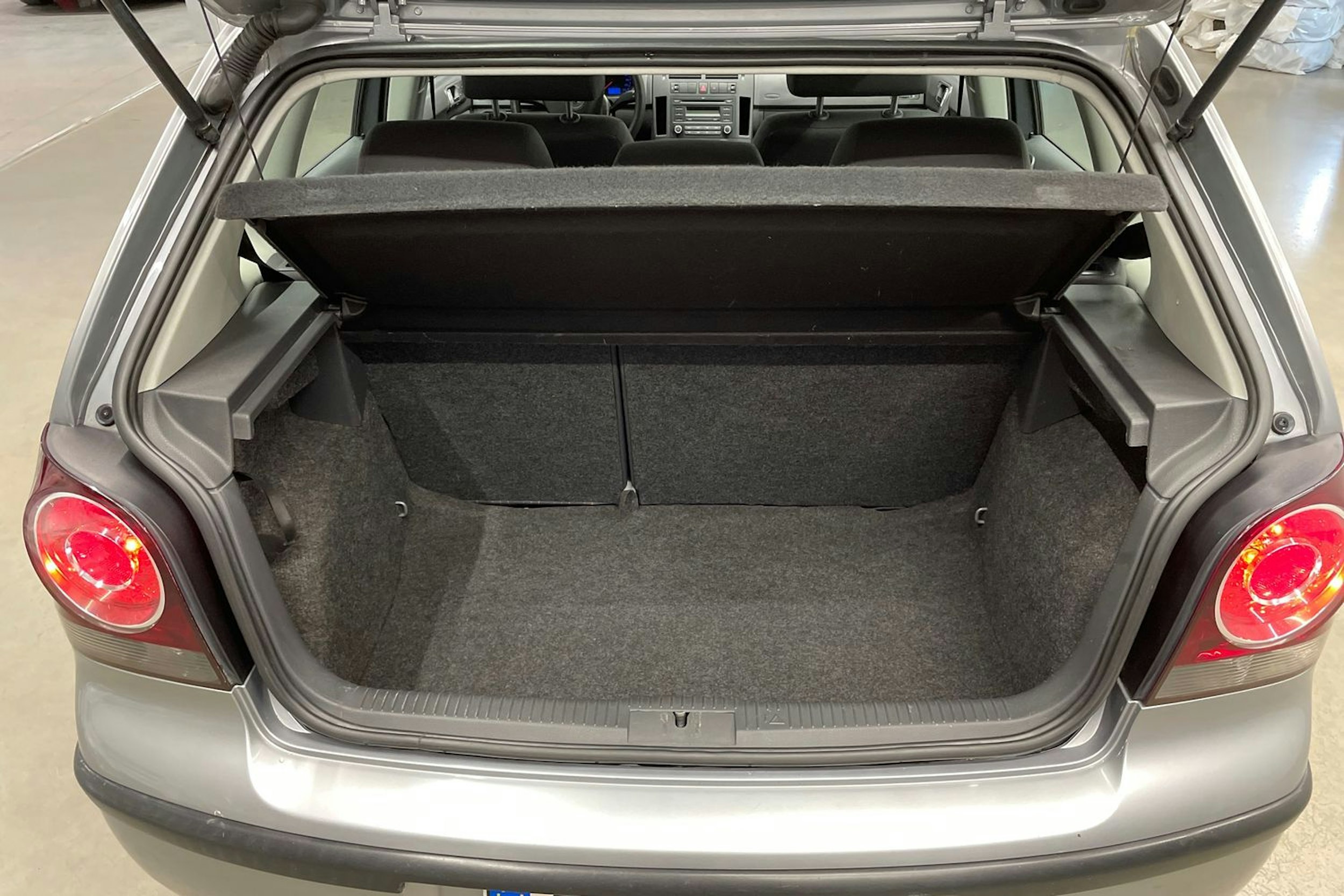 Hopea Volkswagen POLO 2007 kuva 14.
