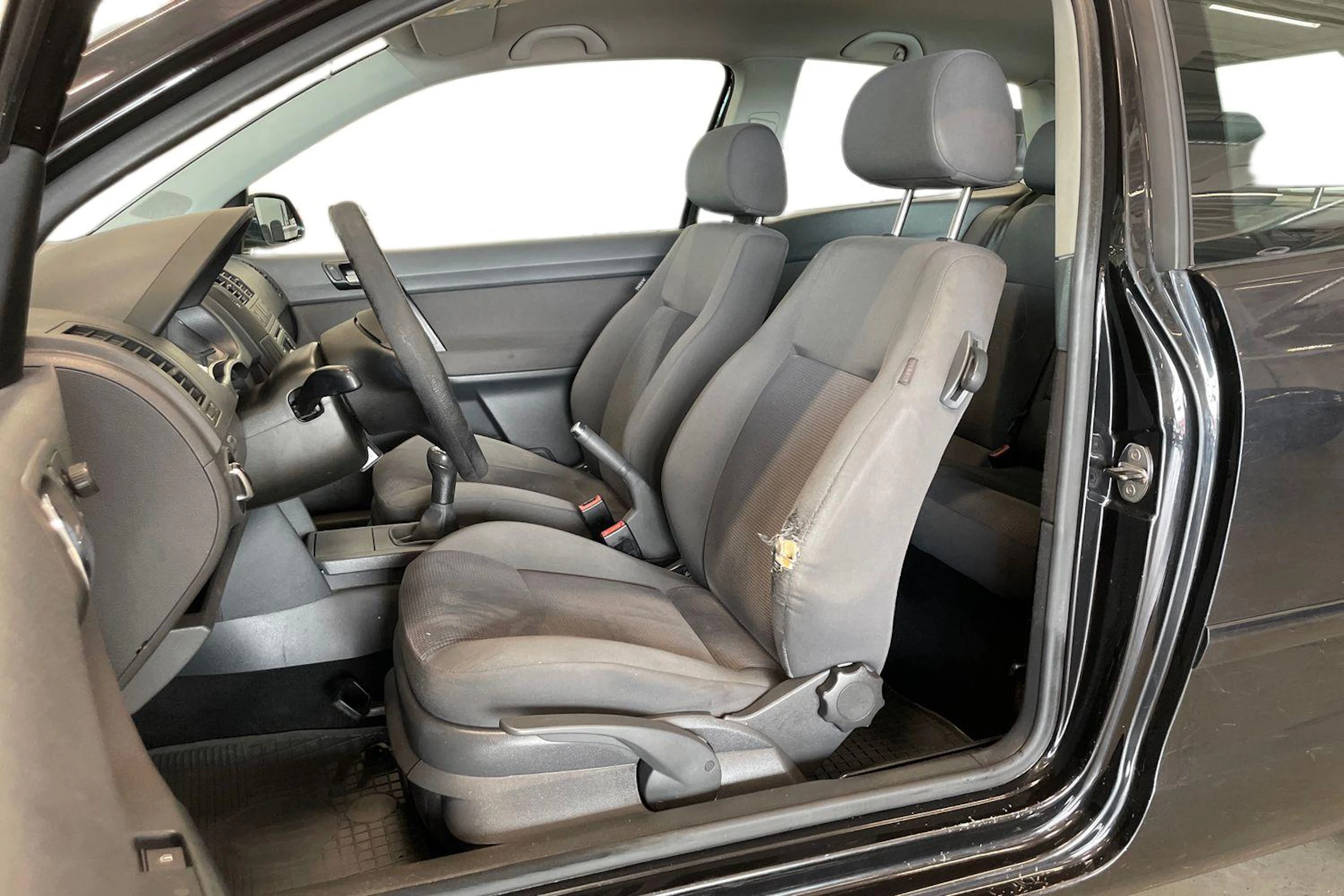 musta Volkswagen Polo 2007 kuva 6.