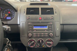 musta Volkswagen Polo 2007 kuva 15.