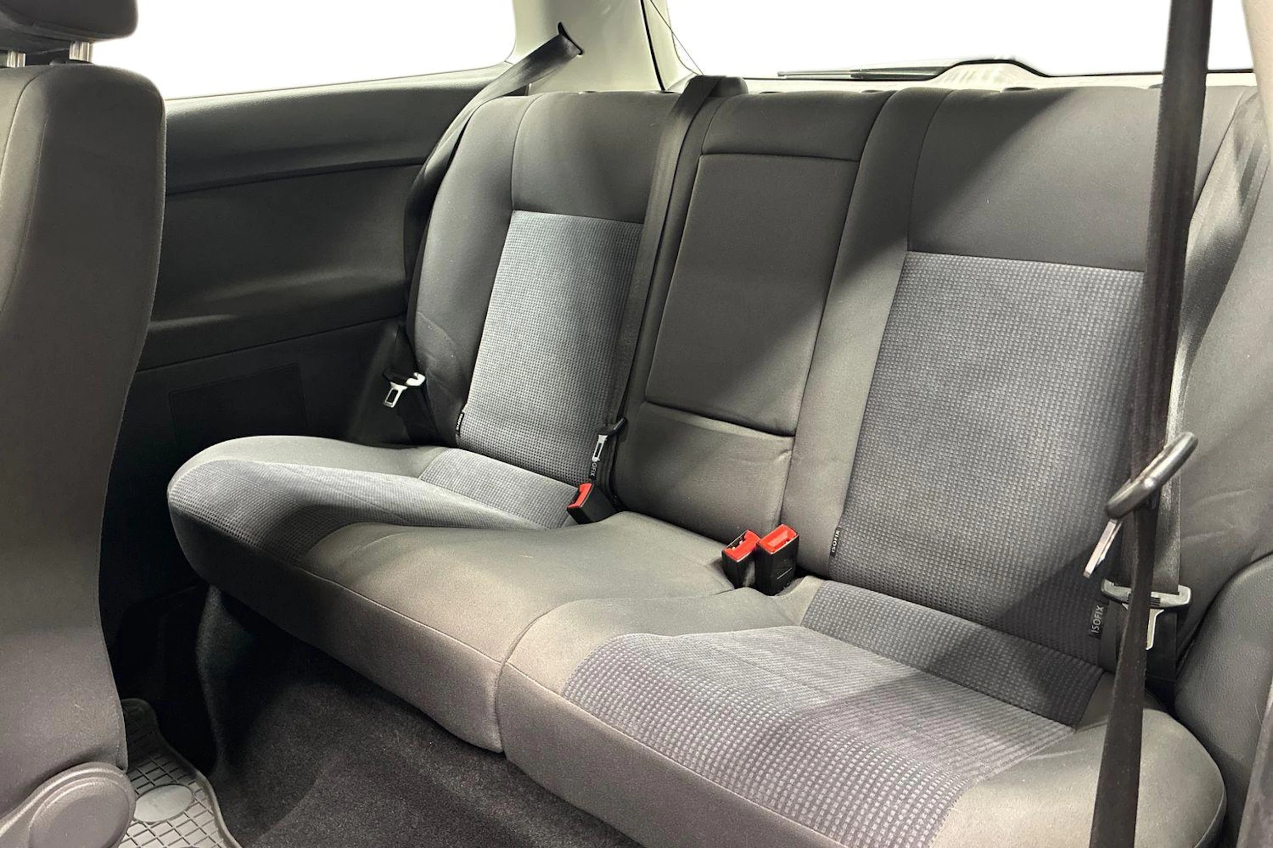 punainen Volkswagen Polo 2008 kuva 11.