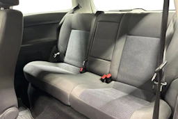 punainen Volkswagen Polo 2008 kuva 11.