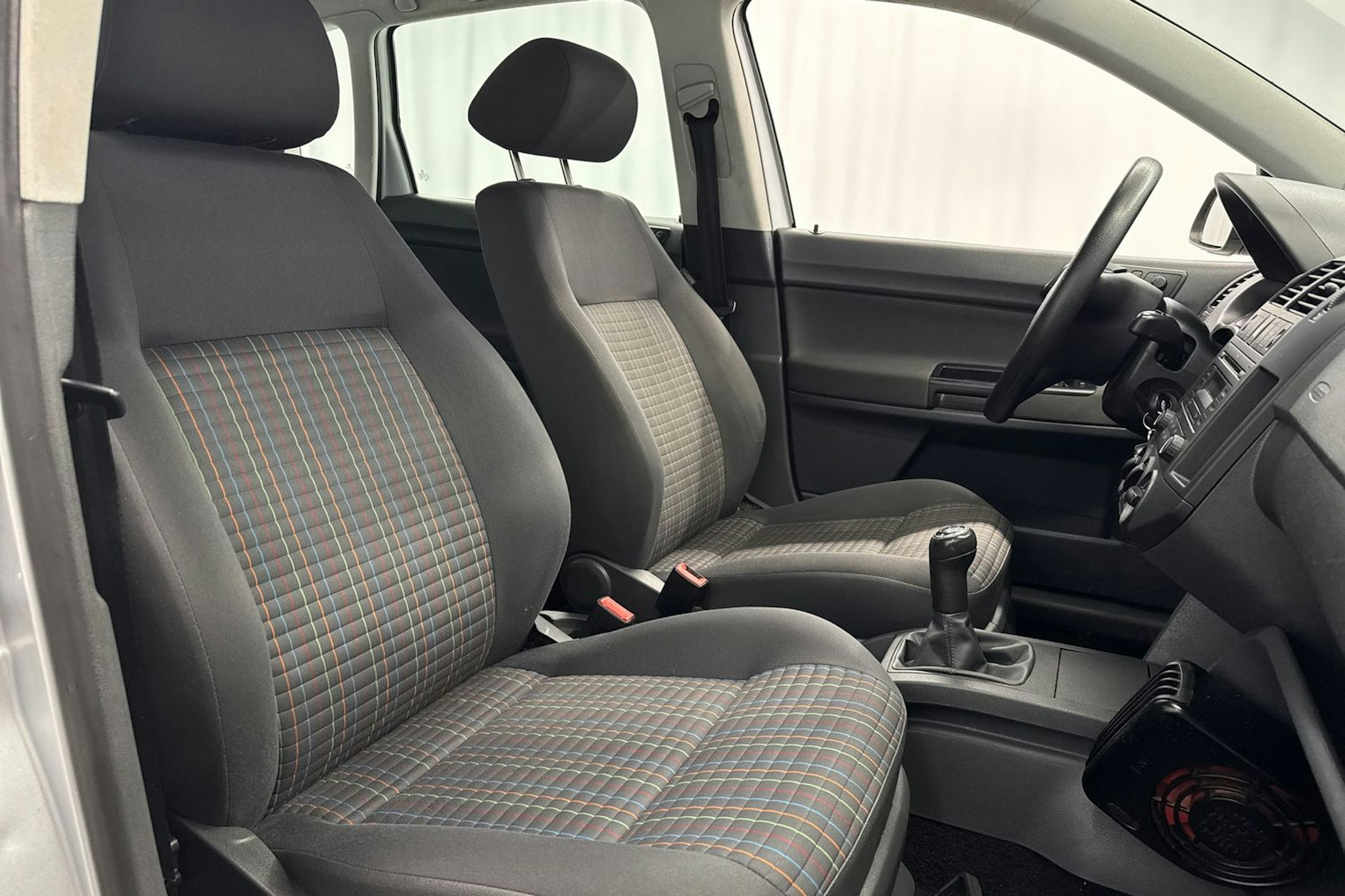 harmaa Volkswagen Polo 2007 kuva 14.
