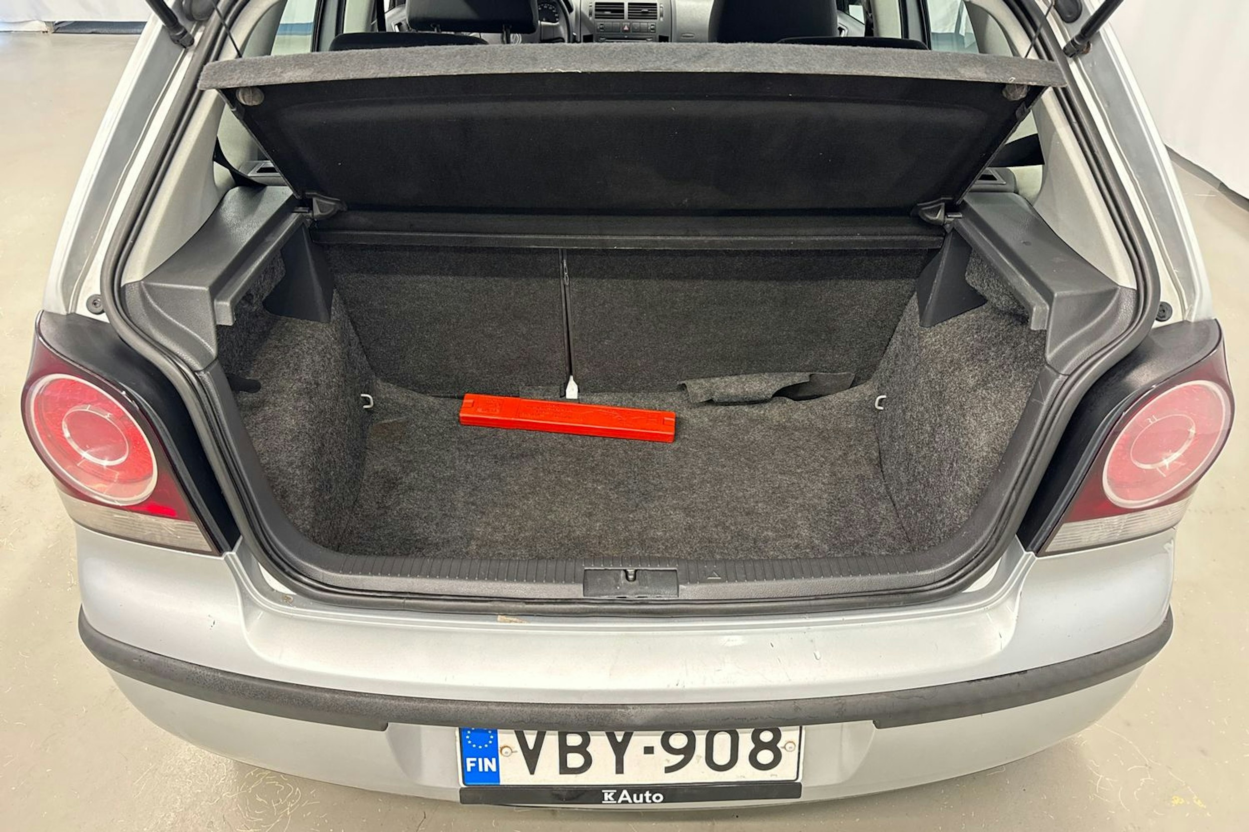 harmaa Volkswagen Polo 2007 kuva 17.