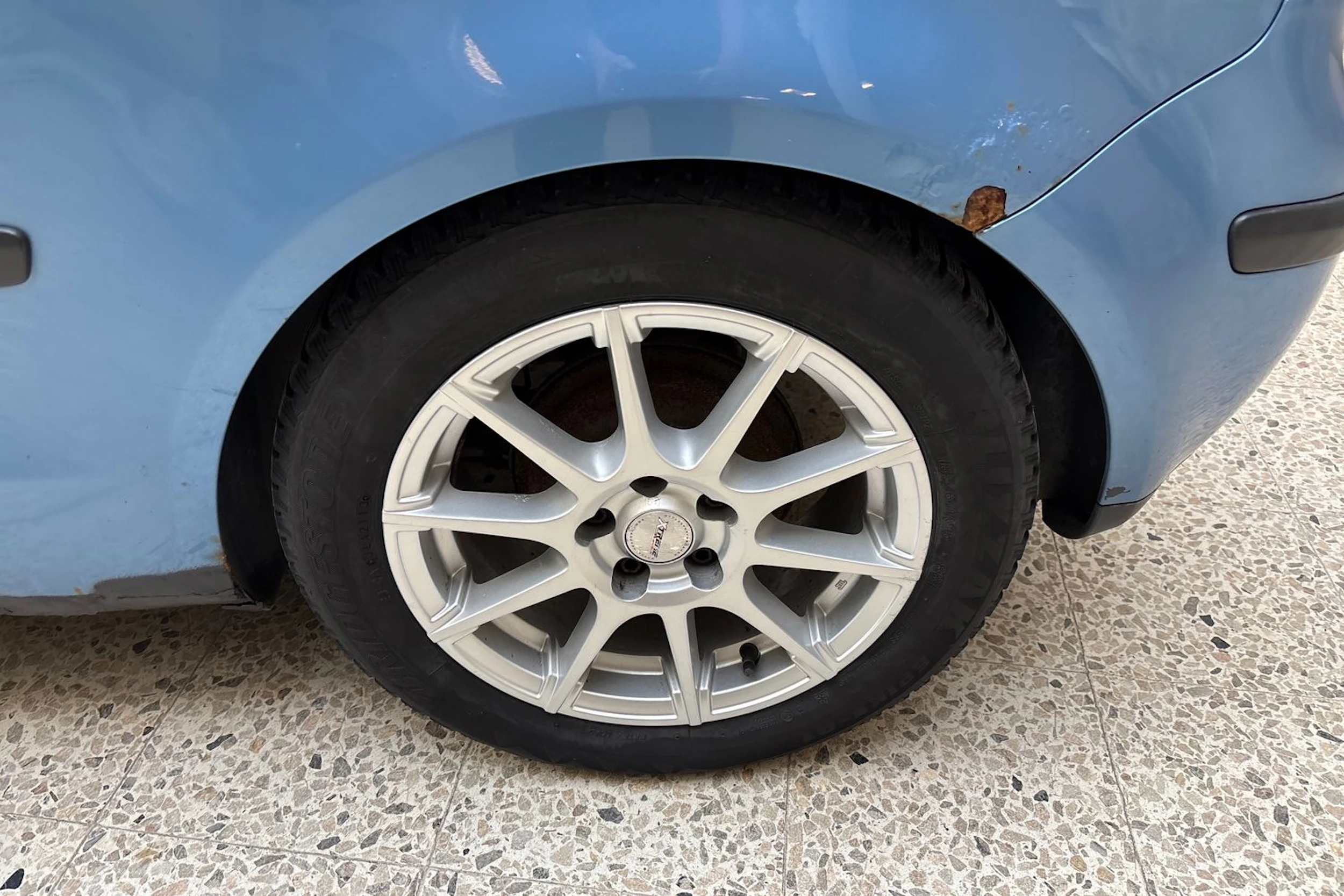 Sininen Volkswagen POLO 2008 kuva 16.