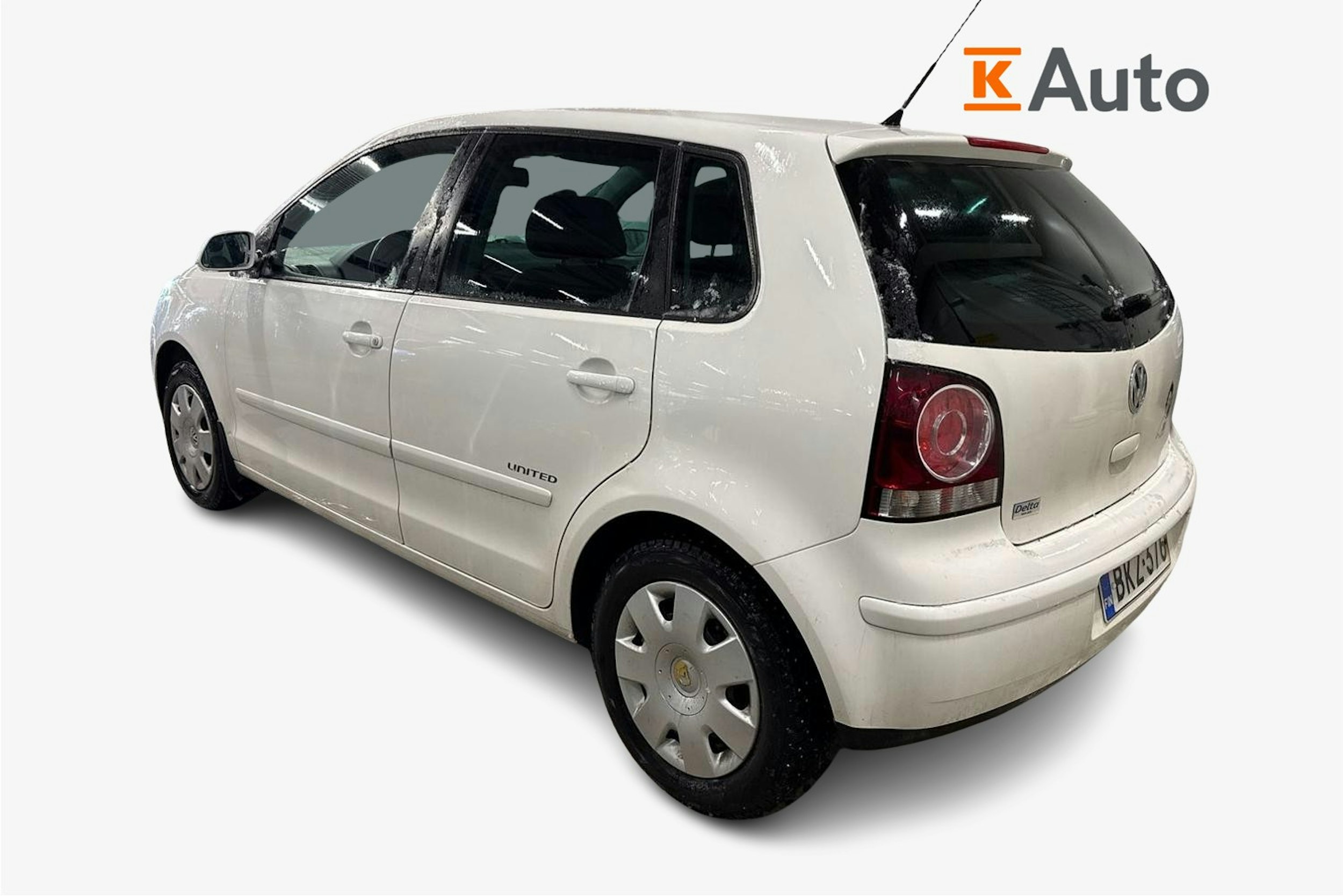 valkoinen Volkswagen Polo 2009 kuva 2.